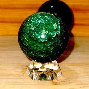 ✨💚 2 GREEN MICA SPHERES 💚 50 & 55mm